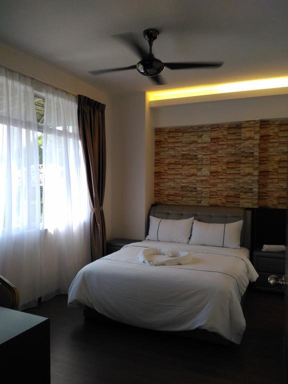 Midcity Service Suite Malacca Extérieur photo