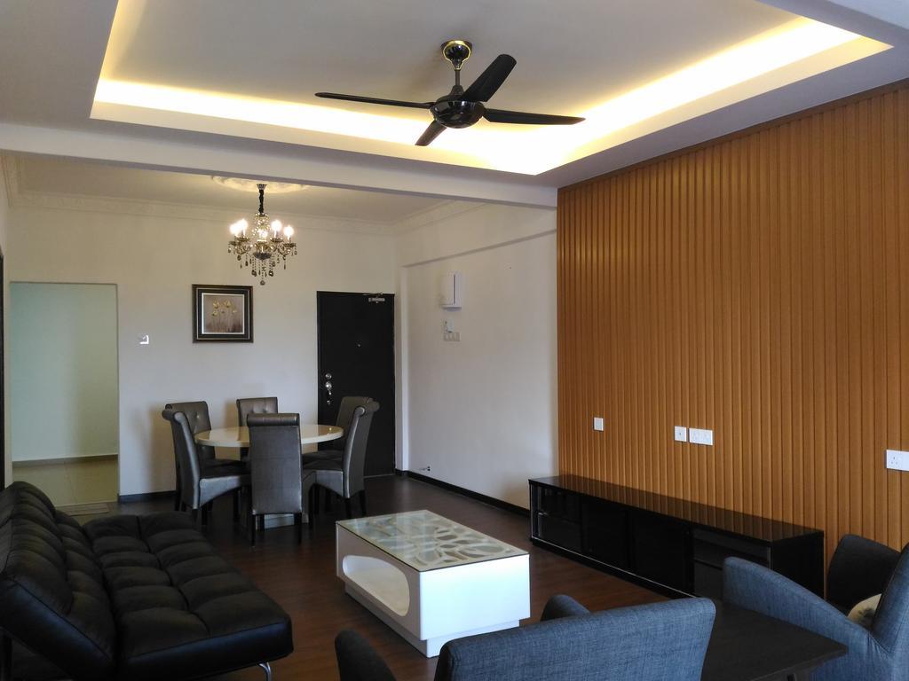 Midcity Service Suite Malacca Extérieur photo